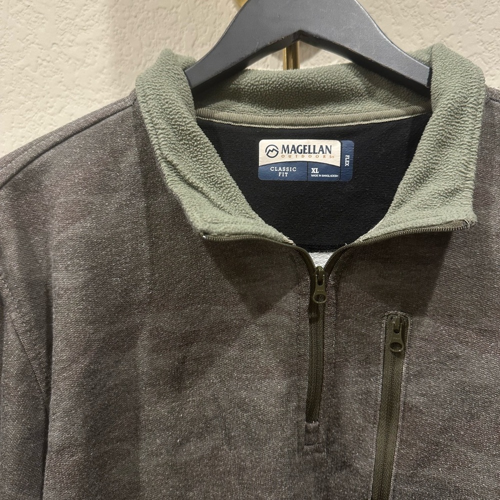 Magellan Outdoors Men's Camo Sweater